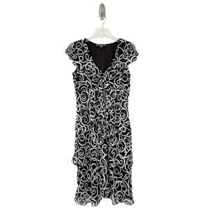 Bice Black and White Patterned Flowy Layered Cap Sleeve Dress Size 10